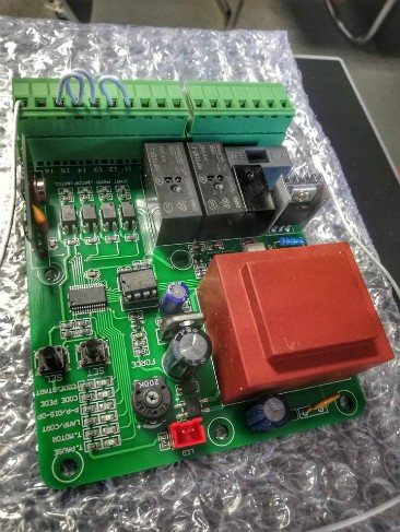 plaketa garage motor